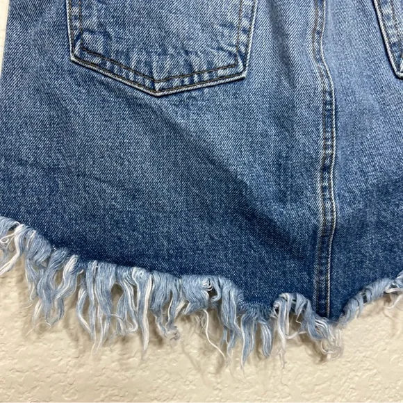 7 For All Mankind Distressed Raw Hem Frayed Denim Jean Mini Skirt Size 24 - Picture 10 of 14